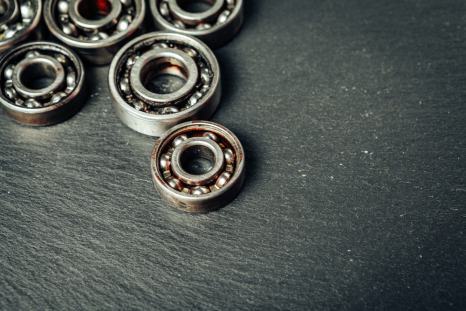 Jak wydłużyć żywotność łożysk?